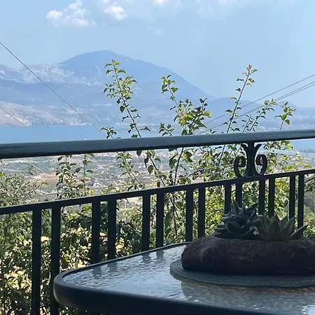 Holiday home The Art Of The View