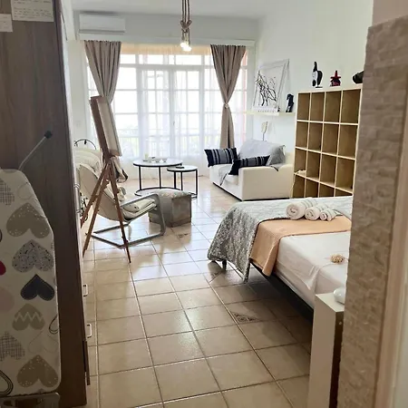 The Art Of The View * Mandoukata